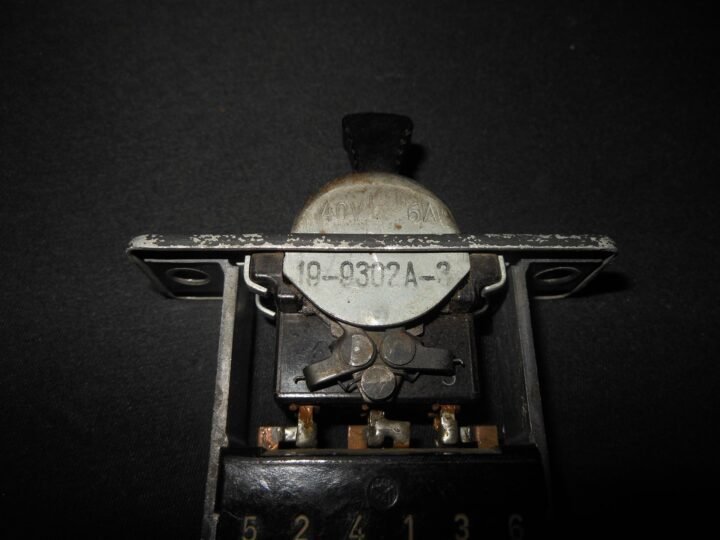 WW2 German Luftwaffe Kippumschalter – COCKPIT SWITCH – Me109 Fw190 Ju87 – NICE! — image 5
