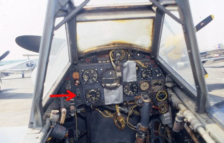 WW2 German Luftwaffe Kippumschalter – COCKPIT SWITCH – Me109 Fw190 Ju87 – NICE! — image 6