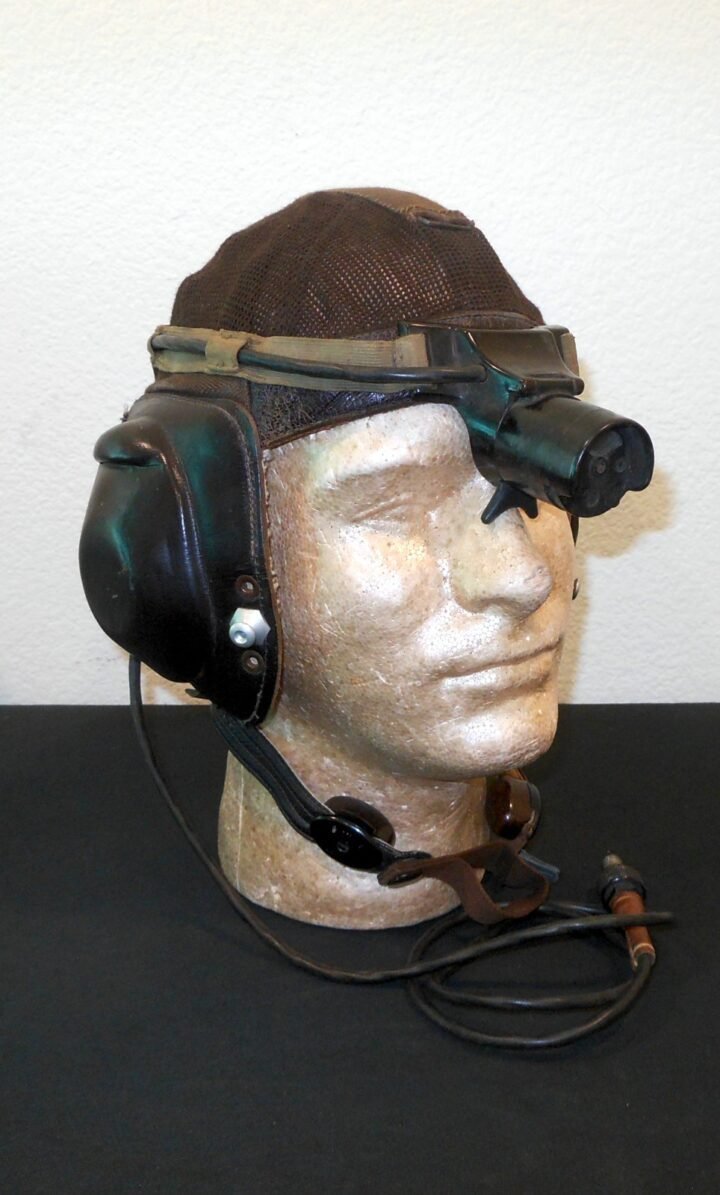 WW2 German Luftwaffe Aircraft Taschenlampe – NAVIGATOR HEAD LAMP – VERY RARE! — image 12