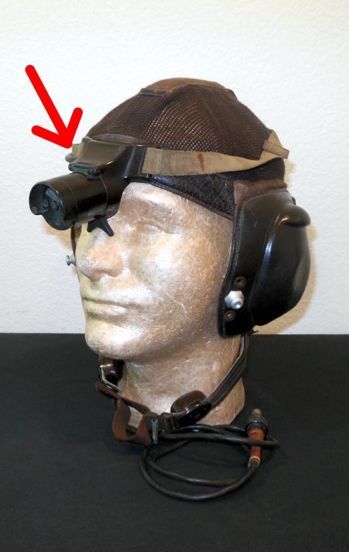 WW2 German Luftwaffe Aircraft Taschenlampe – NAVIGATOR HEAD LAMP – VERY RARE! — image 13
