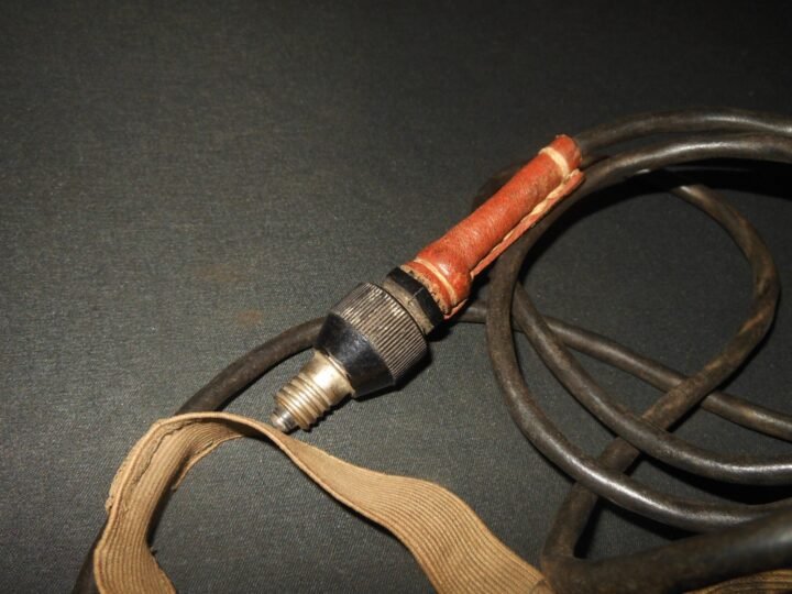 WW2 German Luftwaffe Aircraft Taschenlampe – NAVIGATOR HEAD LAMP – VERY RARE! — image 6