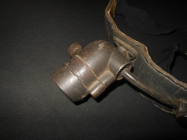 WW2 German Luftwaffe Aircraft Taschenlampe – NAVIGATOR HEAD LAMP – VERY RARE! — image 4