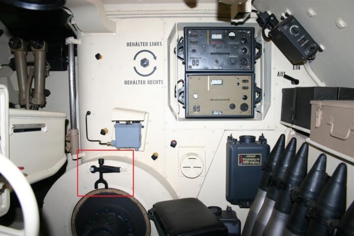 WW2 German Wehrmacht – PANZER MULTI-TOOL – JAGDPANZER 38 HETZER – VERY RARE! — image 5