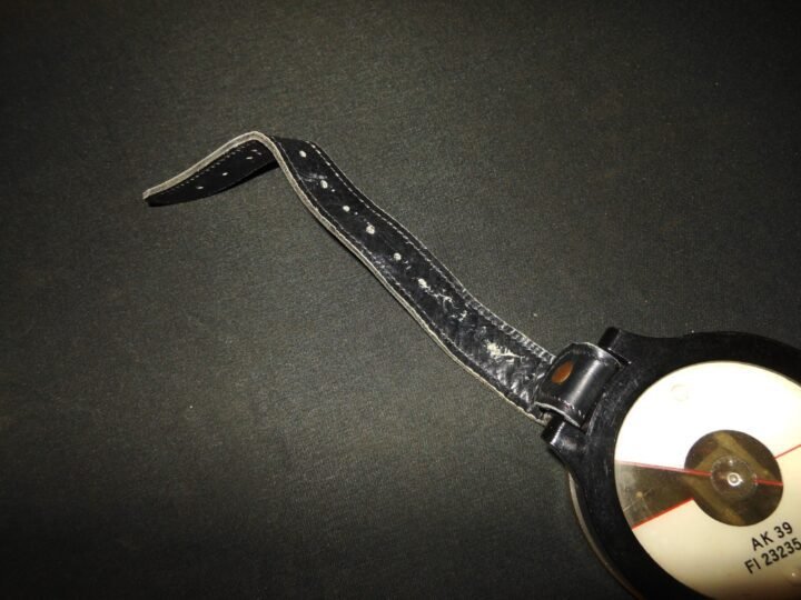 WW German Luftwaffe AK39 Wrist Compass – Fl. 23235-1 – 2nd Model – VERY NICE! — image 7