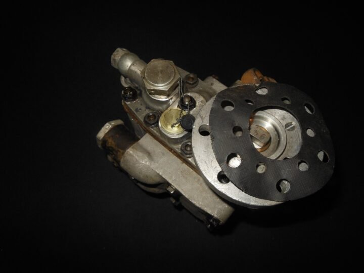 WW2 German Luftwaffe Kraftstoff-Forderpumpe – ENGINE FUEL PUMP – Argus As10 NOS — image 8