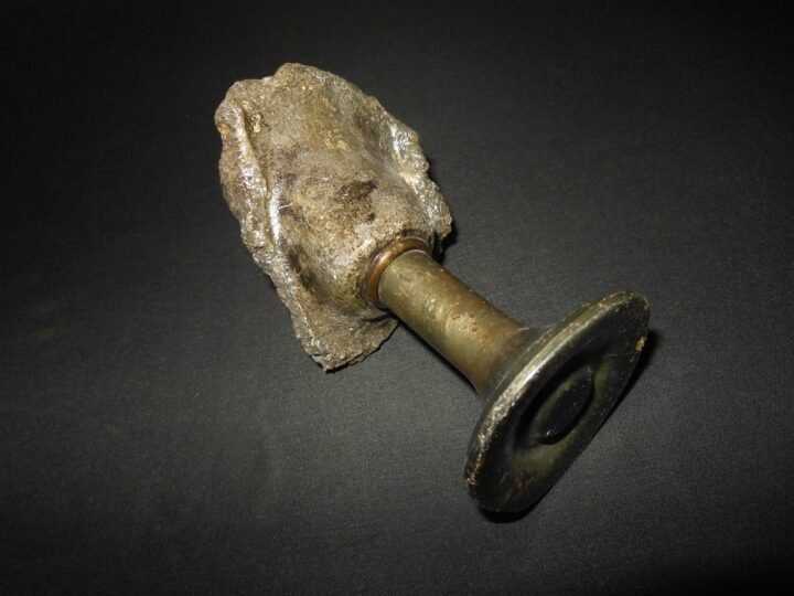 WW2 German Luftwaffe Aircraft – DAIMLER-BENZ DB605 INLET VALVE – Me109 – NICE! — image 4