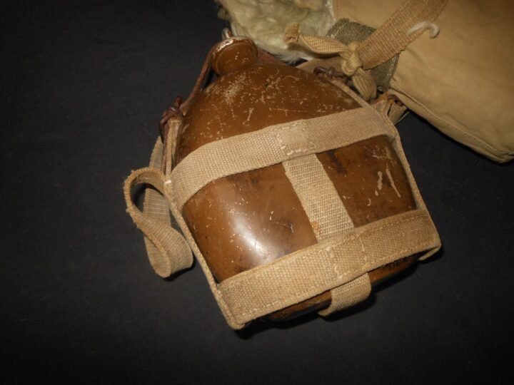 WW2 Imperial Japanese Army – MODEL 1934 FIELD CANTEEN – w/ WINTER COVER – RARE! — image 5