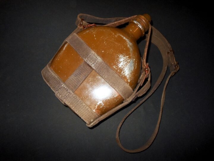 WW2 Imperial Japanese Army – MODEL 1934 FIELD CANTEEN – NAMED – VERY NICE! — image 3