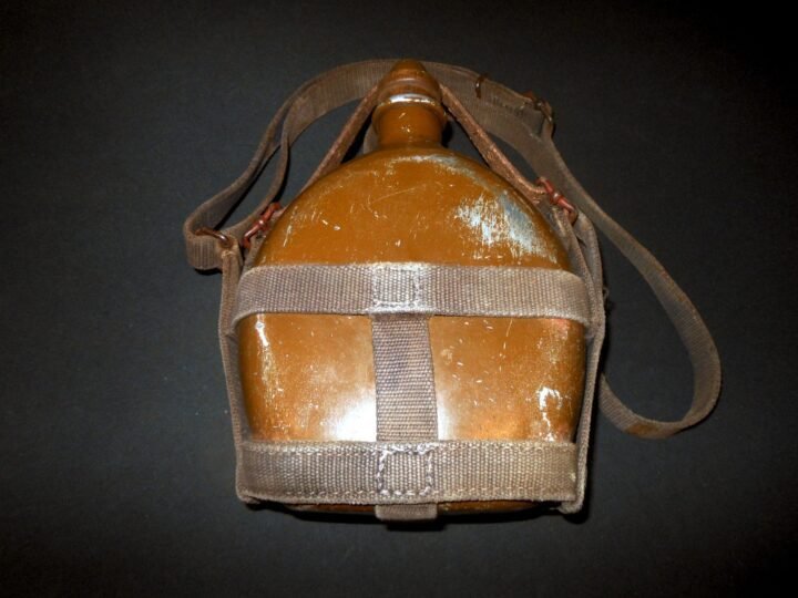 WW2 Imperial Japanese Army – MODEL 1934 FIELD CANTEEN – NAMED – VERY NICE! — image 4