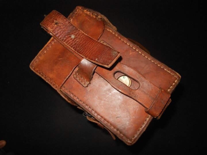 WW2 Imperial Japanese Army – TYPE 92 FIELD / TRENCH PHONE & LEATHER CASE – RARE! — image 21