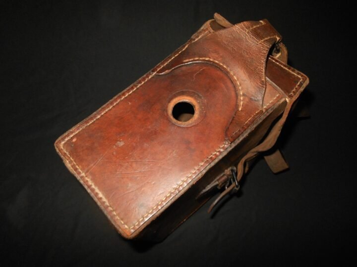 WW2 Imperial Japanese Navy – TYPE 2 TRENCH / FIELD TELEPHONE & CASE – RARE! — image 20