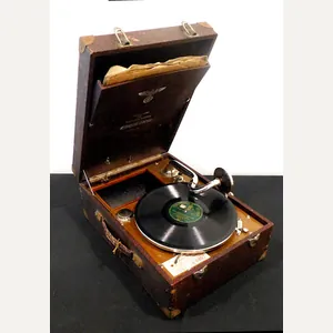 WW2 German Wehrmacht Koffergrammophon – PORTABLE RECORD PLAYER & RECORDS …