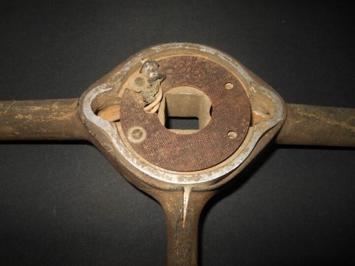 WW2 US Army Air Force Aircraft – CONTROL YOKE – B-17 FLYING FORTRESS – RARE! — image 10