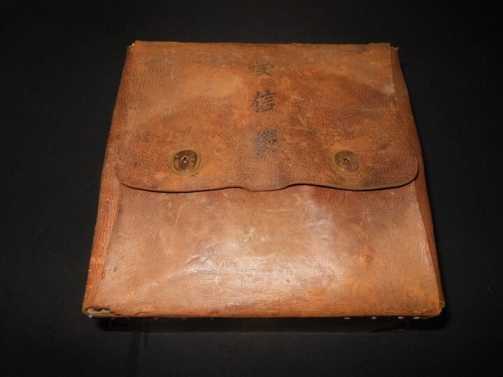 WW2 Imperial Japanese Army – TYPE 94-5 RADIO WIRELESS TRANSMITTER – VERY RARE! — image 17