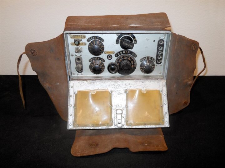 WW2 Imperial Japanese Army – TYPE 94-5 RADIO WIRELESS TRANSMITTER – VERY RARE! — image 2