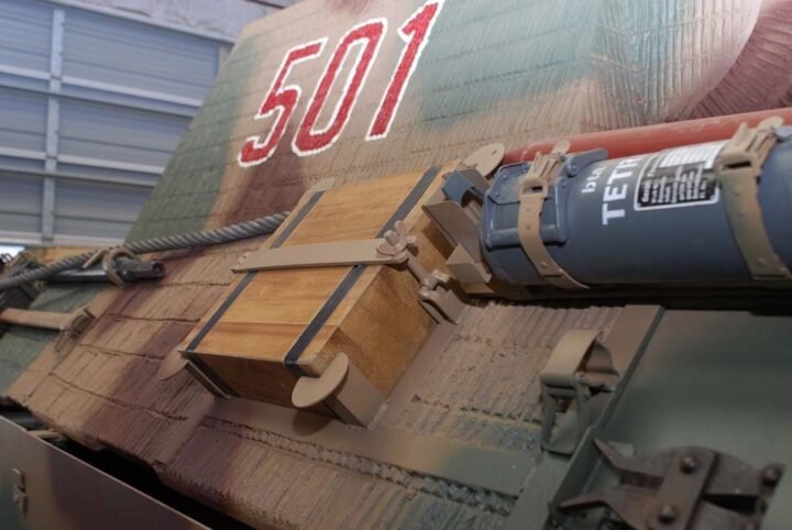 WW2 German Wehrmacht Feuerlöscher – VEHICLE MOUNTED TETRA FIRE EXTINGUISHER — image 11