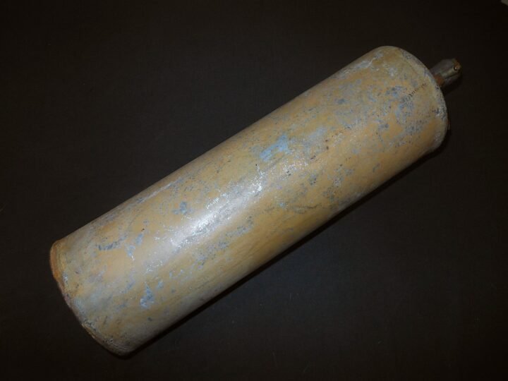 WW2 German Wehrmacht Feuerlöscher – VEHICLE MOUNTED TETRA FIRE EXTINGUISHER — image 6