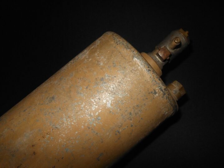 WW2 German Wehrmacht Feuerlöscher – VEHICLE MOUNTED TETRA FIRE EXTINGUISHER — image 7