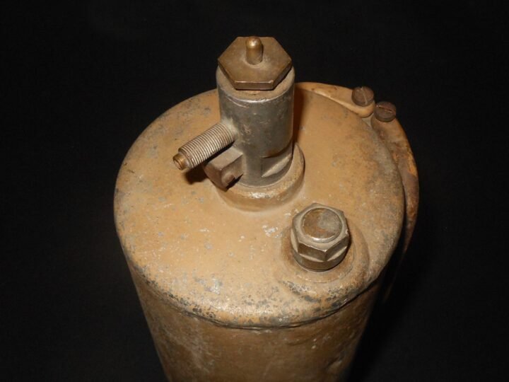 WW2 German Wehrmacht Feuerlöscher – VEHICLE MOUNTED TETRA FIRE EXTINGUISHER — image 9