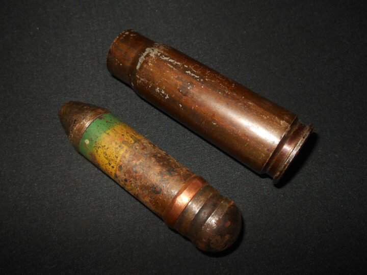 WW2 German Wehrmacht 20mm MG151 / 20 – COMPLETE HIGH EXPLOSIVE ROUND – VERY NICE! — image 4
