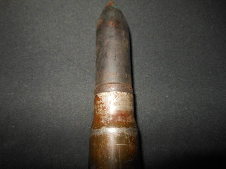 WW2 German Wehrmacht 20mm MG151 / 20 – COMPLETE ARMOR PIERCING INCENDIARY ROUND #3 – NICE! — image 6