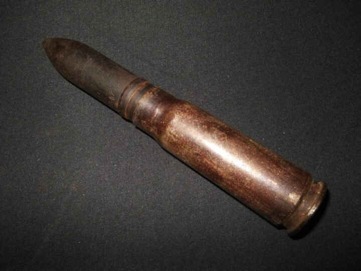 WW2 German Wehrmacht 20mm MG151 / 20 – COMPLETE ARMOR PIERCING INCENDIARY ROUND #2 – NICE! — image 2