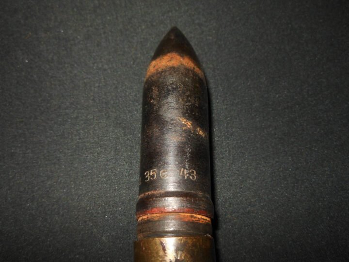 WW2 German Wehrmacht 20mm MG151 / 20 – COMPLETE ARMOR PIERCING INCENDIARY ROUND #1 – NICE! — image 6