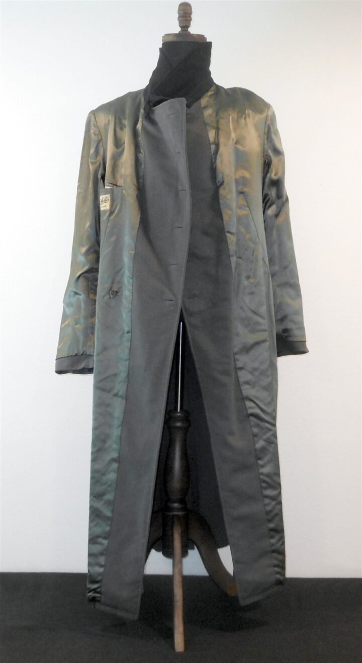 WW2 German Wehrmacht Mantel – M35 OFFICER ARMY GREATCOAT – DOUBLE BREASTED – NAMED – BEAUTIFUL! — image 18