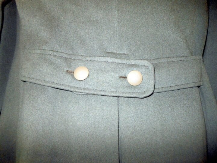 WW2 German Wehrmacht Mantel – M35 OFFICER ARMY GREATCOAT – DOUBLE BREASTED – NAMED – BEAUTIFUL! — image 6