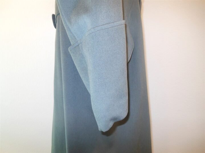 WW2 German Wehrmacht Mantel – M35 OFFICER ARMY GREATCOAT – DOUBLE BREASTED – NAMED – BEAUTIFUL! — image 9