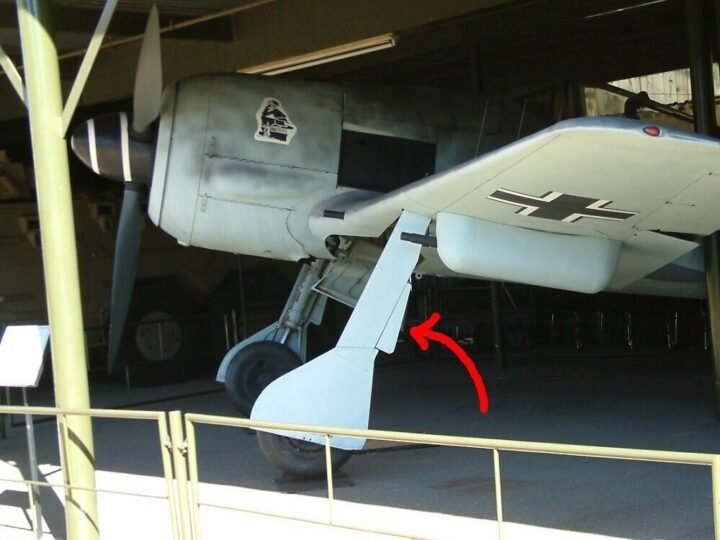 WW2 German Luftwaffe Aircraft – LANDING GEAR DOOR / COVER – Fw190 A-G – RARE! — image 13