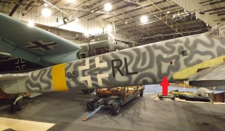 WW2 German Luftwaffe Wartungklappe – MAINTENANCE HATCH – Me110 C – W.Nr. 3063 — image 12