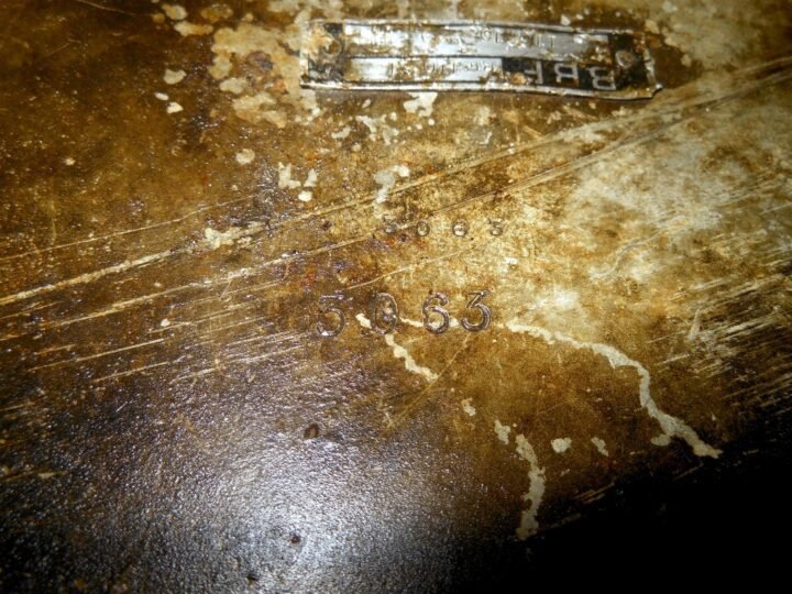 WW2 German Luftwaffe Wartungklappe – MAINTENANCE HATCH – Me110 C – W.Nr. 3063 — image 4