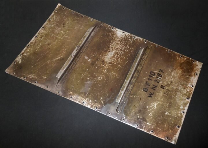 WW2 German Luftwaffe Tragfläche – WING PANEL – WITH BALKENCROSS – Me110 C — image 6