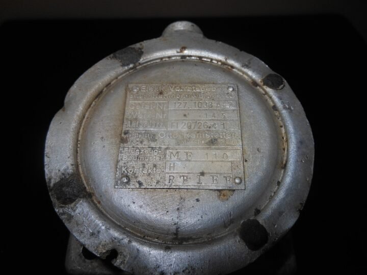 WW2 German Luftwaffe Aircraft Vorratsgeber – FUEL LEVEL INDICATOR – Me110 — image 10