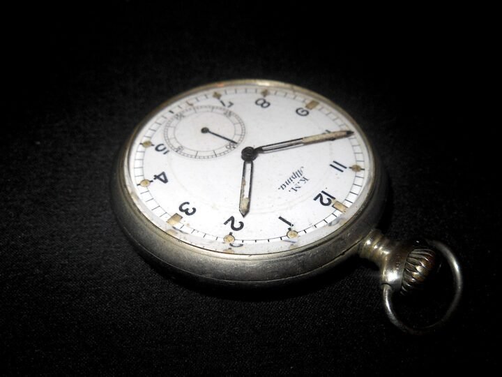 WW2 German Kriegsmarine Taschenuhr – KM MARKED POCKET WATCH – ALPINA – VERY NICE — image 3