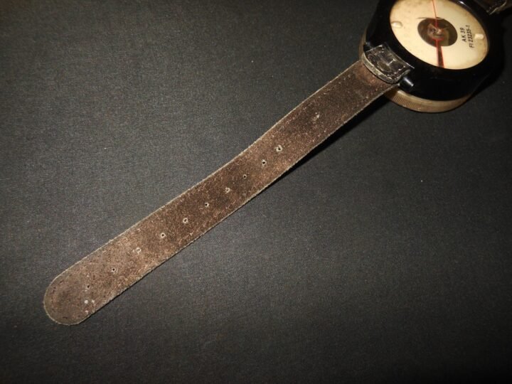 WW2 German Luftwaffe AK39 Wrist Compass – Fl. 23235-1 – 2nd Model – VERY NICE! — image 8
