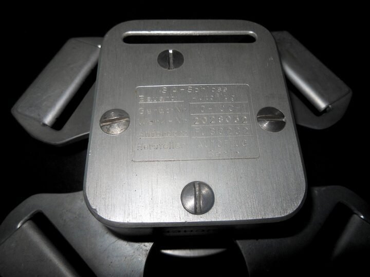 WW2 German Luftwaffe Fallshirmschloss – PARACHUTE BUCKLE – Me109 Fw190 – SUPERB! — image 5