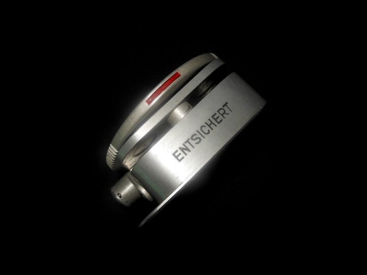 WW2 German Luftwaffe Fallshirmschloss – PARACHUTE BUCKLE – Me109 Fw190 – SUPERB! — image 7