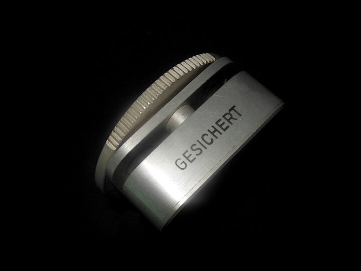 WW2 German Luftwaffe Fallshirmschloss – PARACHUTE BUCKLE – Me109 Fw190 – SUPERB! — image 8