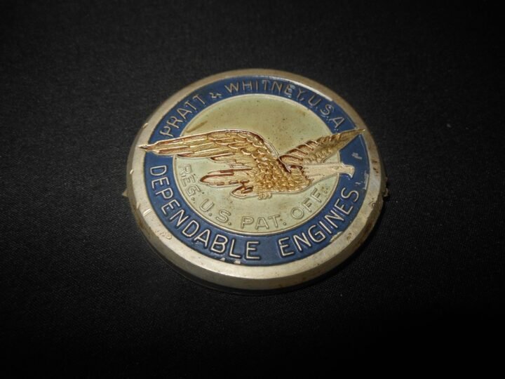 WW2 US Army Navy Aircraft – PRATT & WHITNEY R-2800-18 Oil FILLER CAP – NICE! — image 2