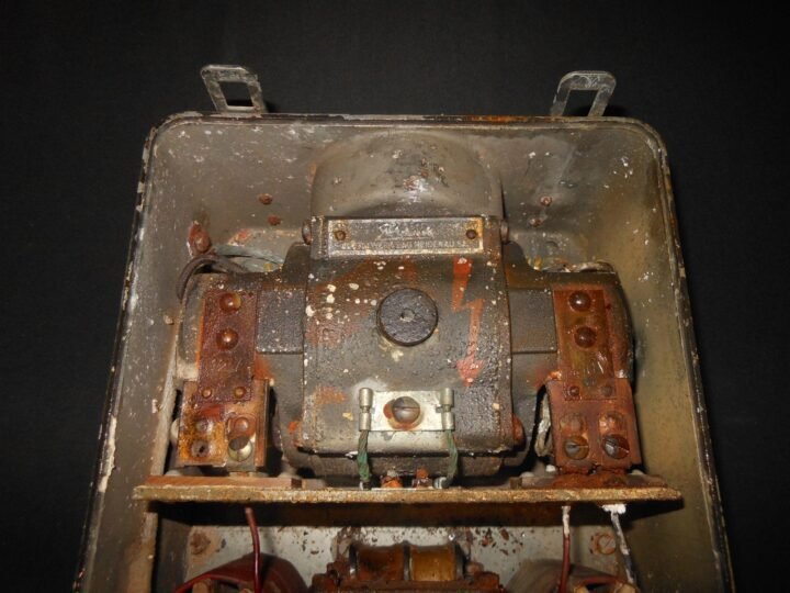 WW2 German Wehrmacht Panzer E.U.a4 Umformer – RADIO POWER SUPPLY – Tiger Panther — image 6