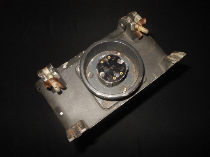 WW2 German Wehrmacht Panzer E.U.a4 Umformer – RADIO POWER SUPPLY – Tiger Panther — image 8