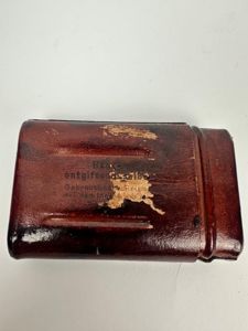 Hautentgiftungsalbe Behälter ddf