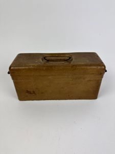 MG34/42 part box in Tan