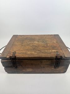 Luftdichter Patronenkasten B 75 Gewehrgranaten