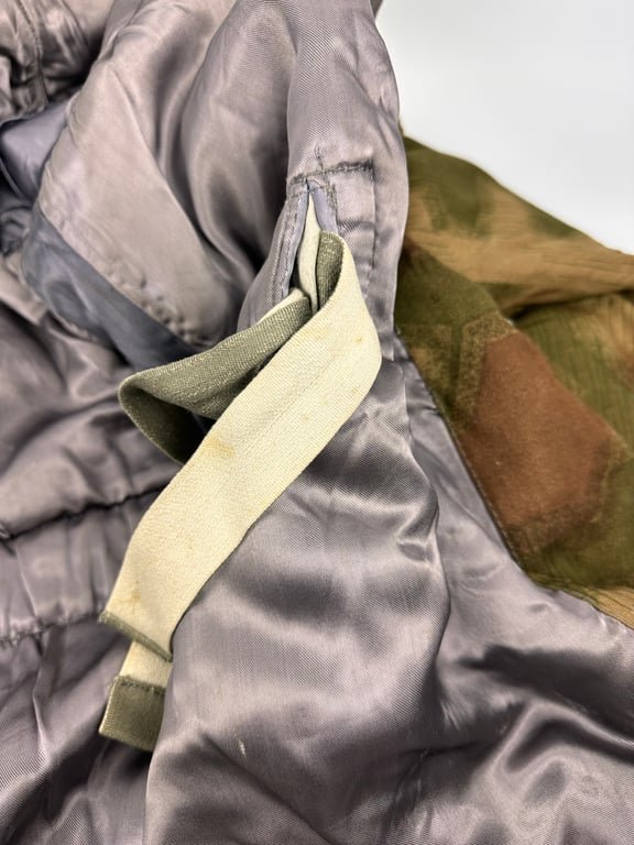 Wehrmacht non-reversible winter parka in 'sumpf tarn' (mint) — image 8