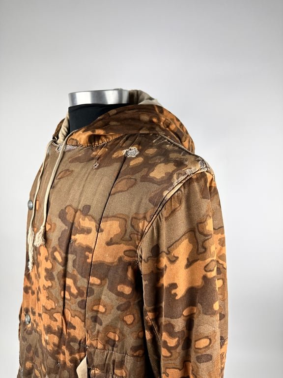 Waffen-SS reversible winter parka in oak leaf autumn pattern camouflage — image 4