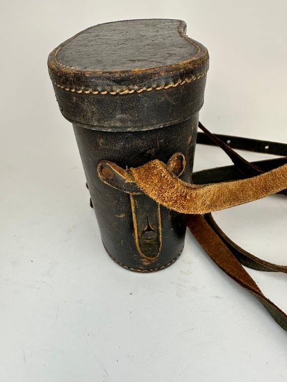 Original Leather Case for 6X30 Binoculars 1944 — image 4