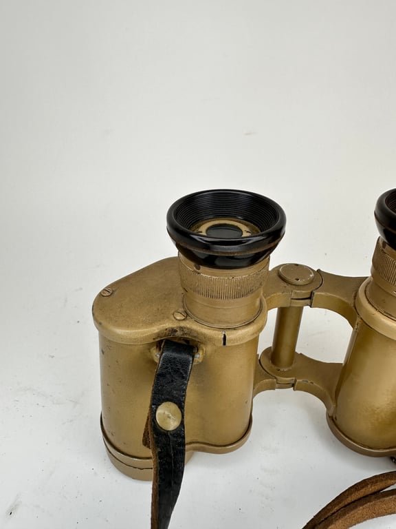 Late War Tan Painted Wehrmacht 6x30 Binoculars 'ddx' — image 3